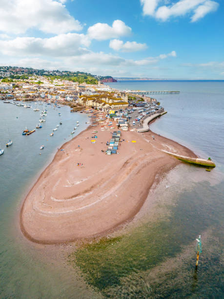 istock Sandbar at Teignmouth seafront 2162095212