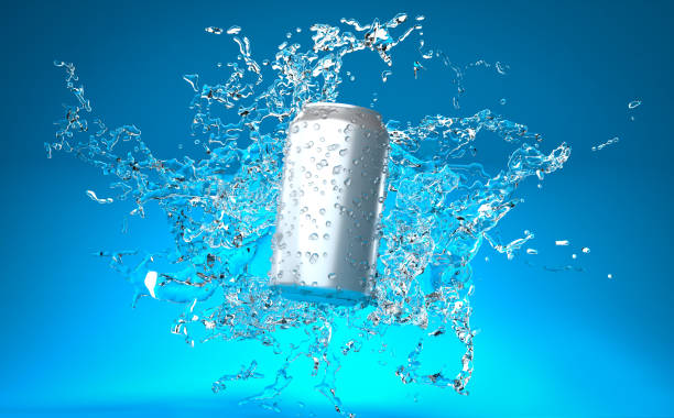pop can splashing with water - blikje drinken fotos stockfoto's en -beelden