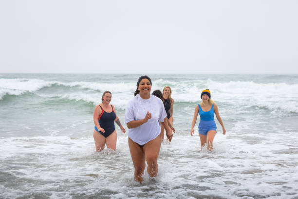 istock Leaving The Seawater 2162121182