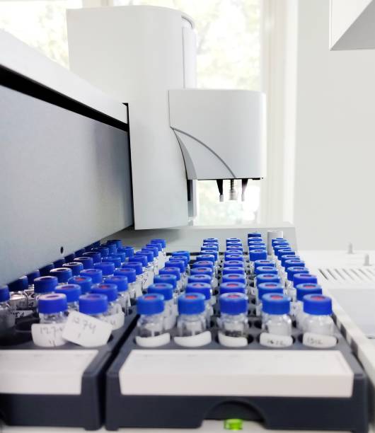 istock vial in gas chromatography rack 2162192683