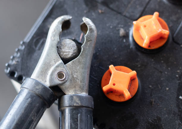 istock battery pliers Clip 2162275790
