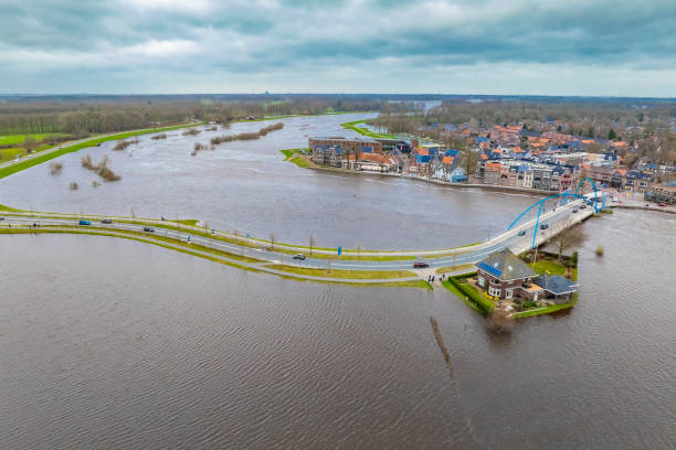 istock Vecht river high water level flooding at Dalfsen 2162386291