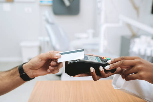 istock Contactless credit card payment 2162402829