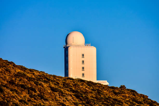 istock A tall white building with a dome on top 2162432418