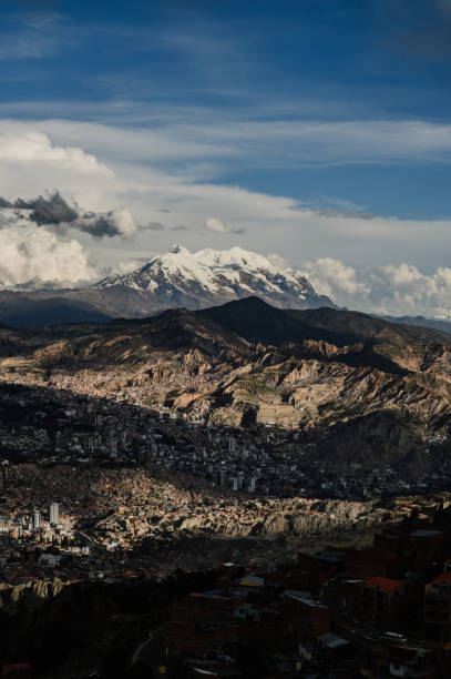 istock Nevado Illimani con la ciudad de La Paz Bolivia 2162717302