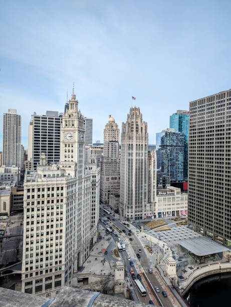 istock Chicago street scenes during day 2162849557
