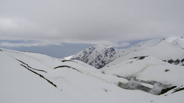 istock Tateyama kurobe alpine route 2162864588