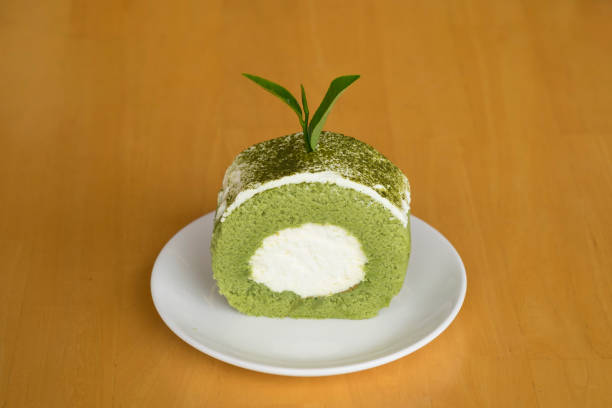 istock Matcha comes from the Camellia sinensis plant. However, it’s grown differently and has a unique nutrient profile, contains vitamin C, chromium, magnesium, selenium and zinc., help reduce blood sugar and cholesterol, boost the metabolism to help your mood 2162865536
