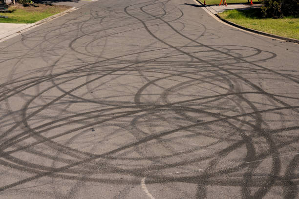istock Burn out tyre marks on asphalt 2162866619