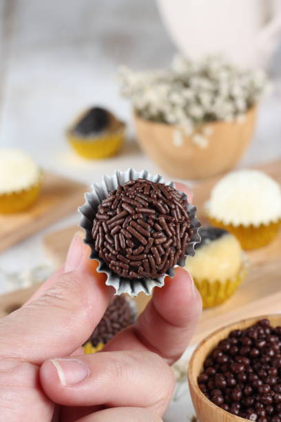 istock candy, dessert, sweet, chocolat, party 2163012434