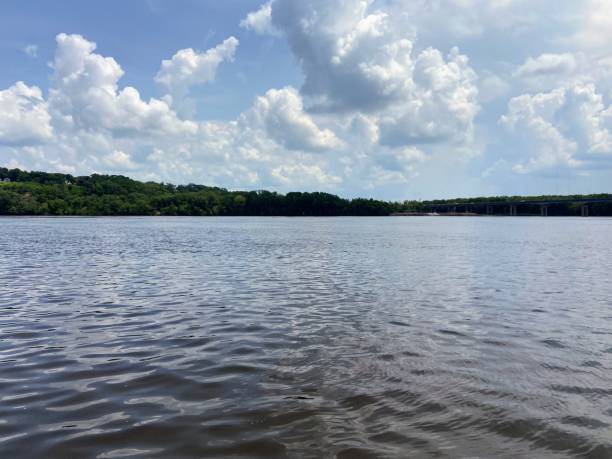 istock Mississippi River in Dubuque, Iowa 2163079568