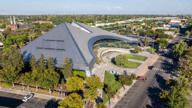 istock Fresno City Hall 2163130776