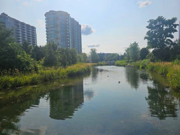 istock A stream through the city 2163212242