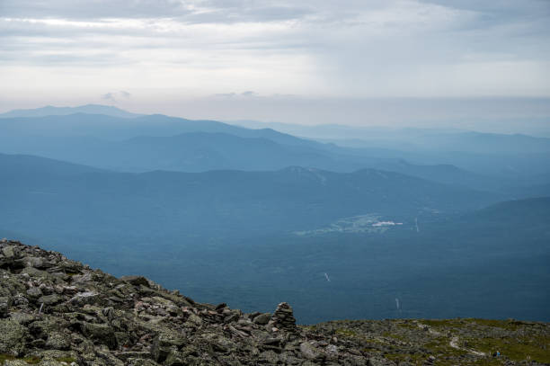 istock Mount Washington surroundings mountains 2163310100