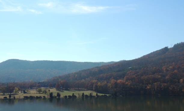 istock Fall in East Tennessee 2163311345