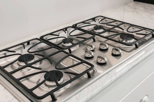 istock Modern Stainless Steel Gas Stove With Five Burners And Silver Control Knobs. 2163515029