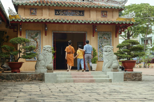 istock Family With Child Visiting Ancient Temple 2163593164