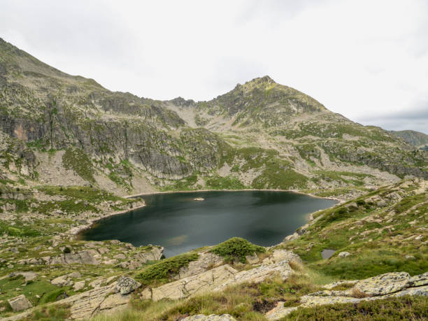 istock Juclar Lake in the Incles Valley 2163662075