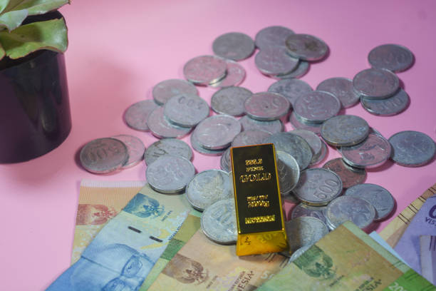 Banknotes and coins from Indonesia