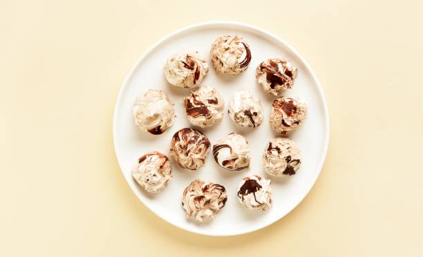 istock Chocolate meringue cookies 2163817815