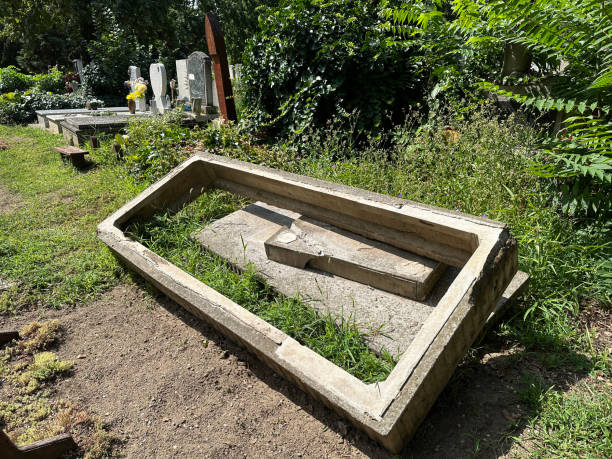 istock Damaged broken tombstone in the public cemetery 2163912734
