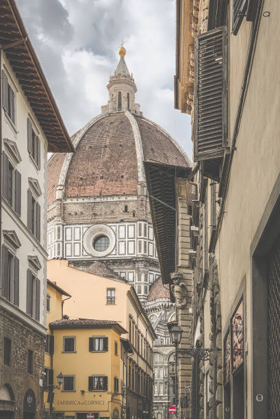 istock Streets of Florence 2164109591
