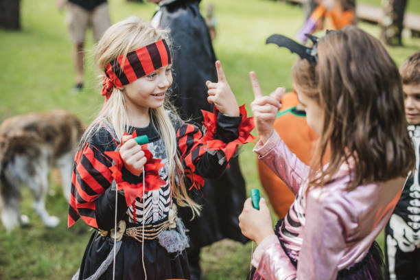 istock Halloween party at home 2164264742