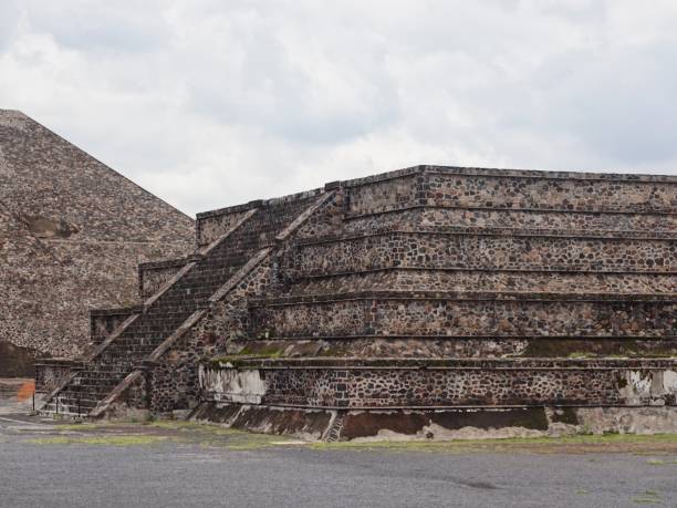 istock Mexico City in summer 2164330528