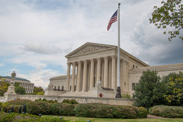 istock Supreme Court Reform 2164525691