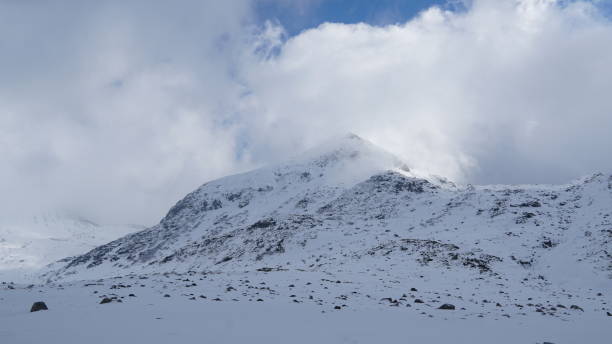 istock Tateyama Kurobe Alpine Route 2164603597