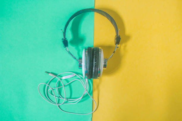 istock Vintage headphones on dual-tone background 2164610536