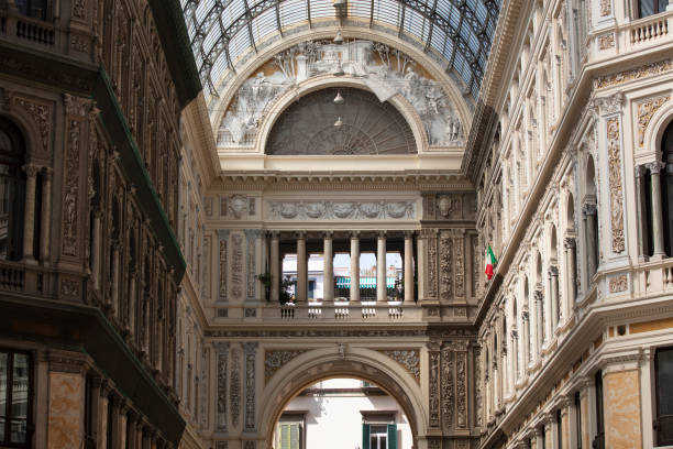 Galleria Umberto I, Naples