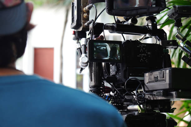istock film crew production 2164771019