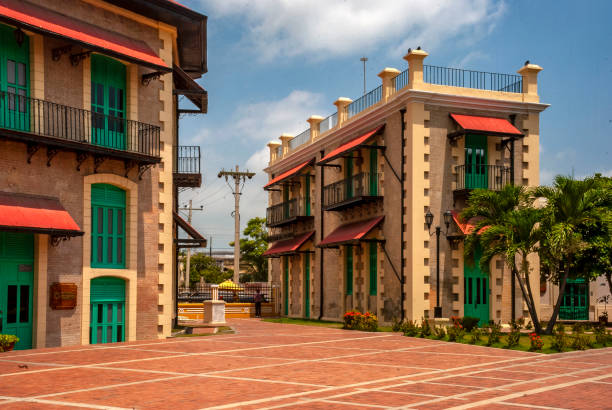 istock Old Train Station_Barranquilla Colombia 2164867112