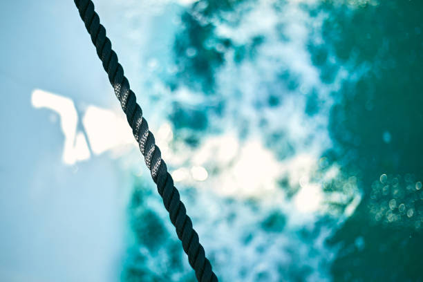 Thick white ropes at the harbour