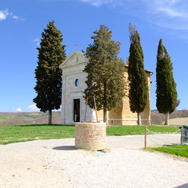 istock Madonna di Vitaleta 2164997720