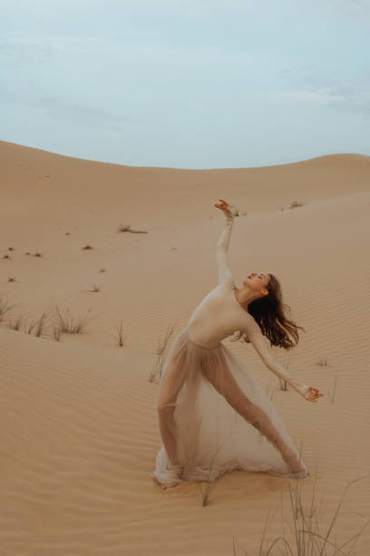 istock Dance of Elegance: Graceful Movement in the Desert 2165086865