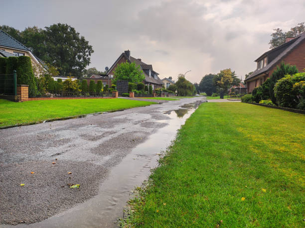 Andervenne, Germany, a street after the rain.