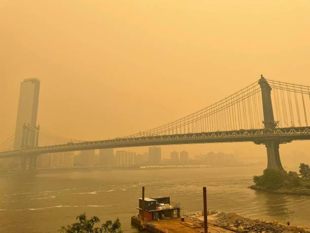 istock Manhattan Bridge during the Canadian wildfires 2165110576