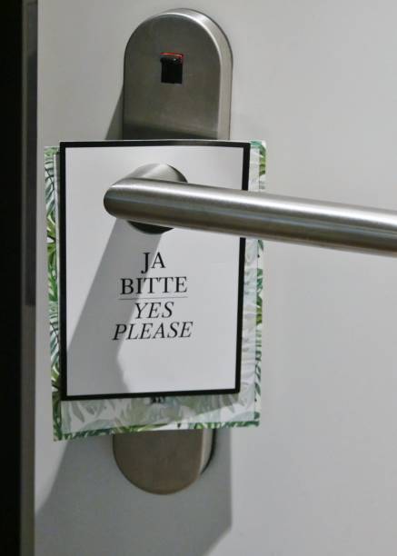istock Sign at the hoteldoor: yes, please 2165140884