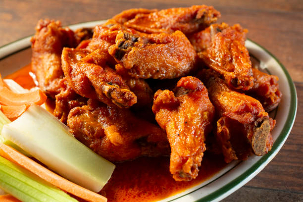 istock plate of Buffalo wings 2165182369