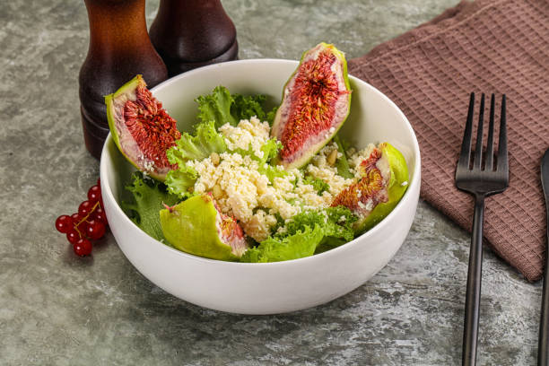 Salad with fig and sheep cottage cheese