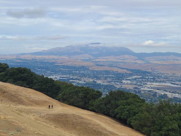 istock Mt Diablo views from Pleasanton Ridge Regional Park 2165479854