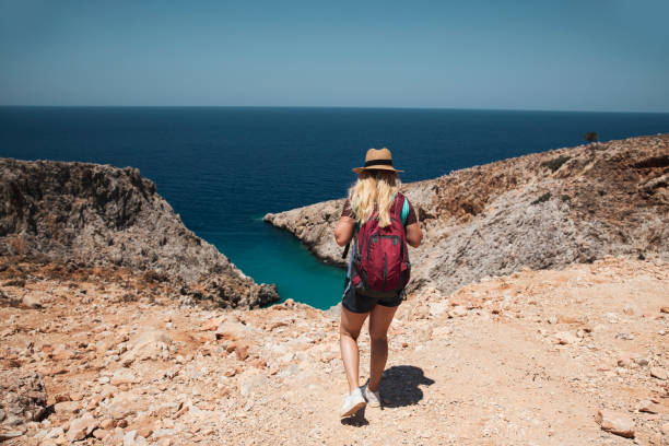 istock Extreme path to the beach! 2165574260