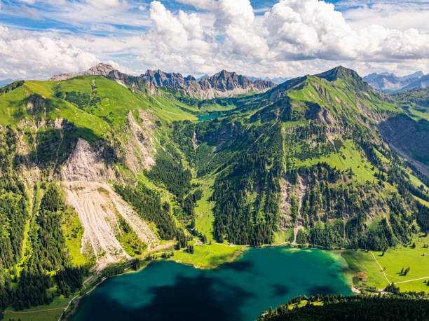 istock Lake Vilsalpsee 2165583502