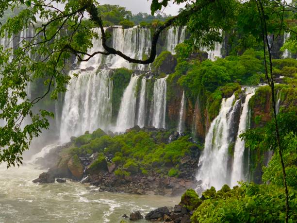 istock Iguazu Falls 2165603759