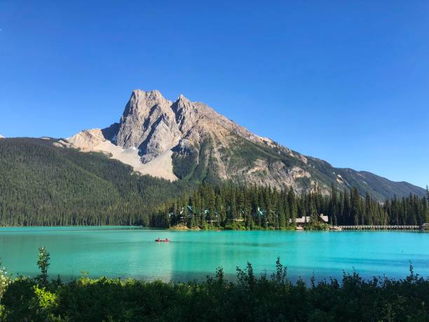 istock A beautiful blue lake in Canada 2165672316