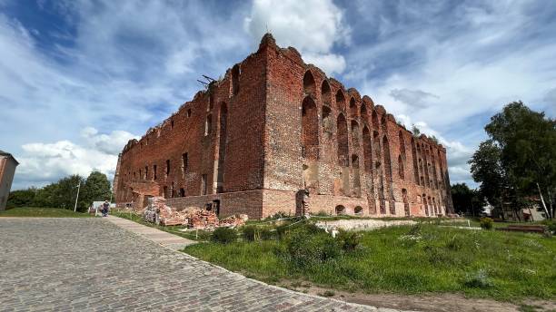 istock Schaaken Castle in summer 2165686142