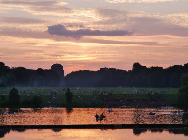 Sundown over the lake in Hamburger Stadtpark