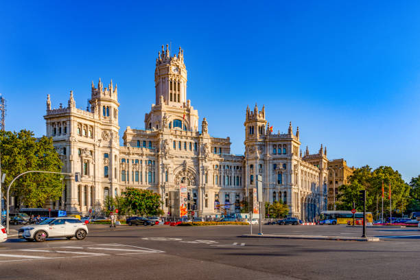 plaza de cibeles, madrid, spain - madryt zdjęcia i obrazy z banku zdjęć